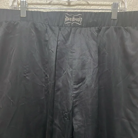 Dogg Supply by Snoop Dog Men's Black Pants. Very Good Condition. Size 2XL. - Picture 4 of 10